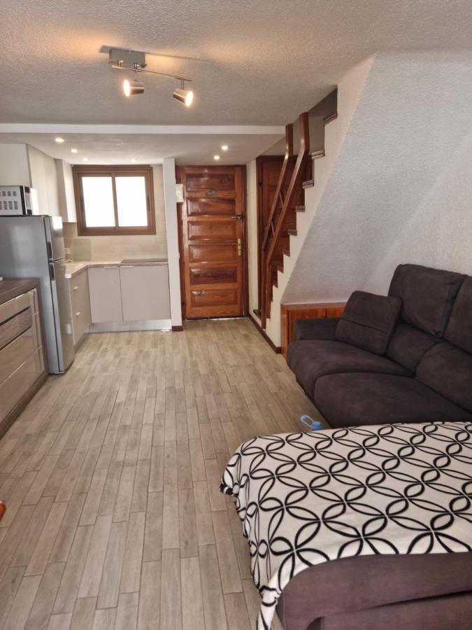 Ferienwohnung Beautiful Duplex With Heated Pool Playa de las Américas Exterior foto