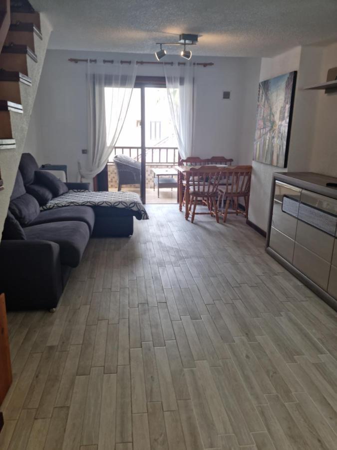 Ferienwohnung Beautiful Duplex With Heated Pool Playa de las Américas Exterior foto