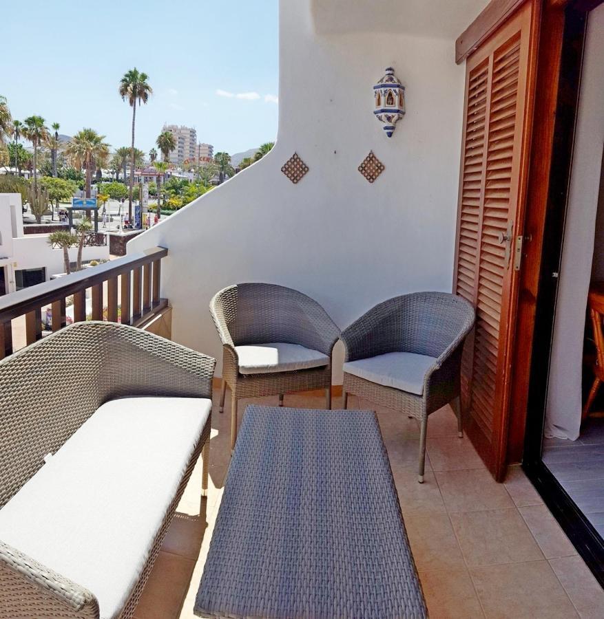 Ferienwohnung Beautiful Duplex With Heated Pool Playa de las Américas Exterior foto