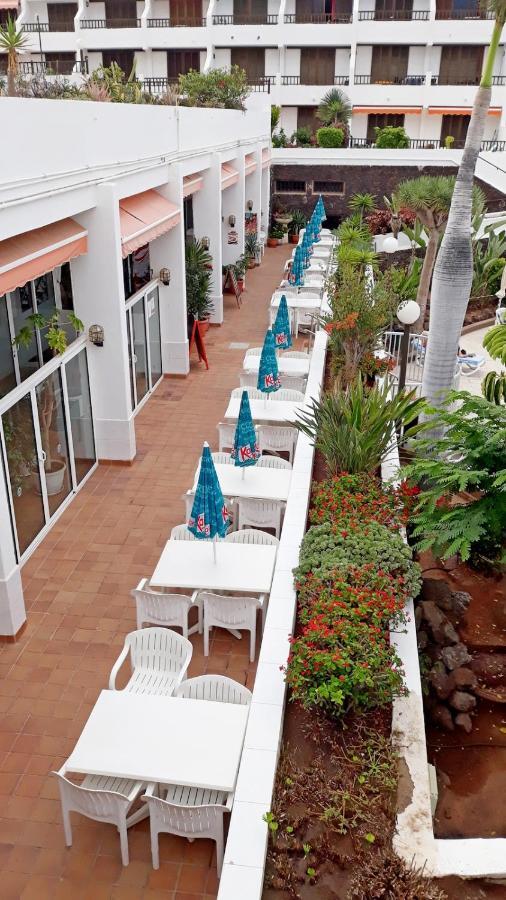 Ferienwohnung Beautiful Duplex With Heated Pool Playa de las Américas Exterior foto
